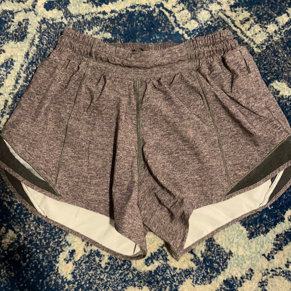 Lululemon 2” shorts